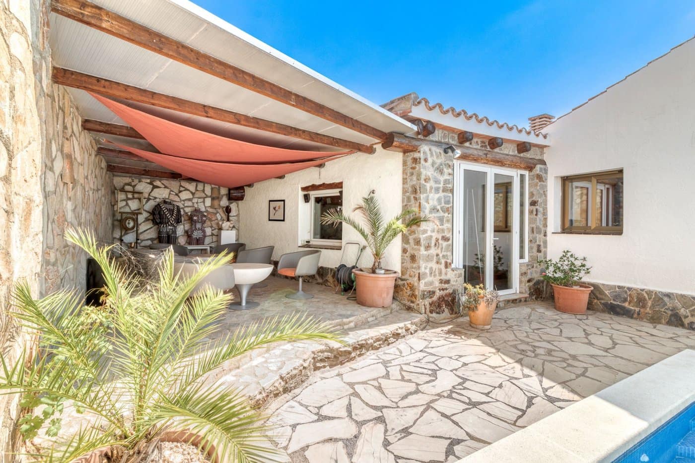 4 soveværelse Villa til salg i El Mas Fumats med swimmingpool - € 699.000 (Ref: 9759433)