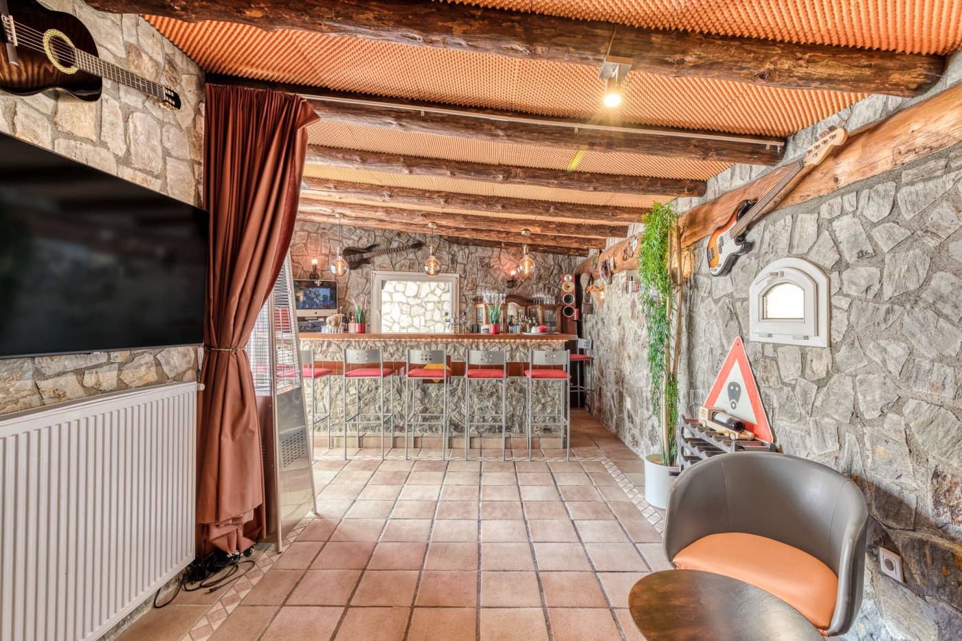 4 soveværelse Villa til salg i El Mas Fumats med swimmingpool - € 699.000 (Ref: 9759433)