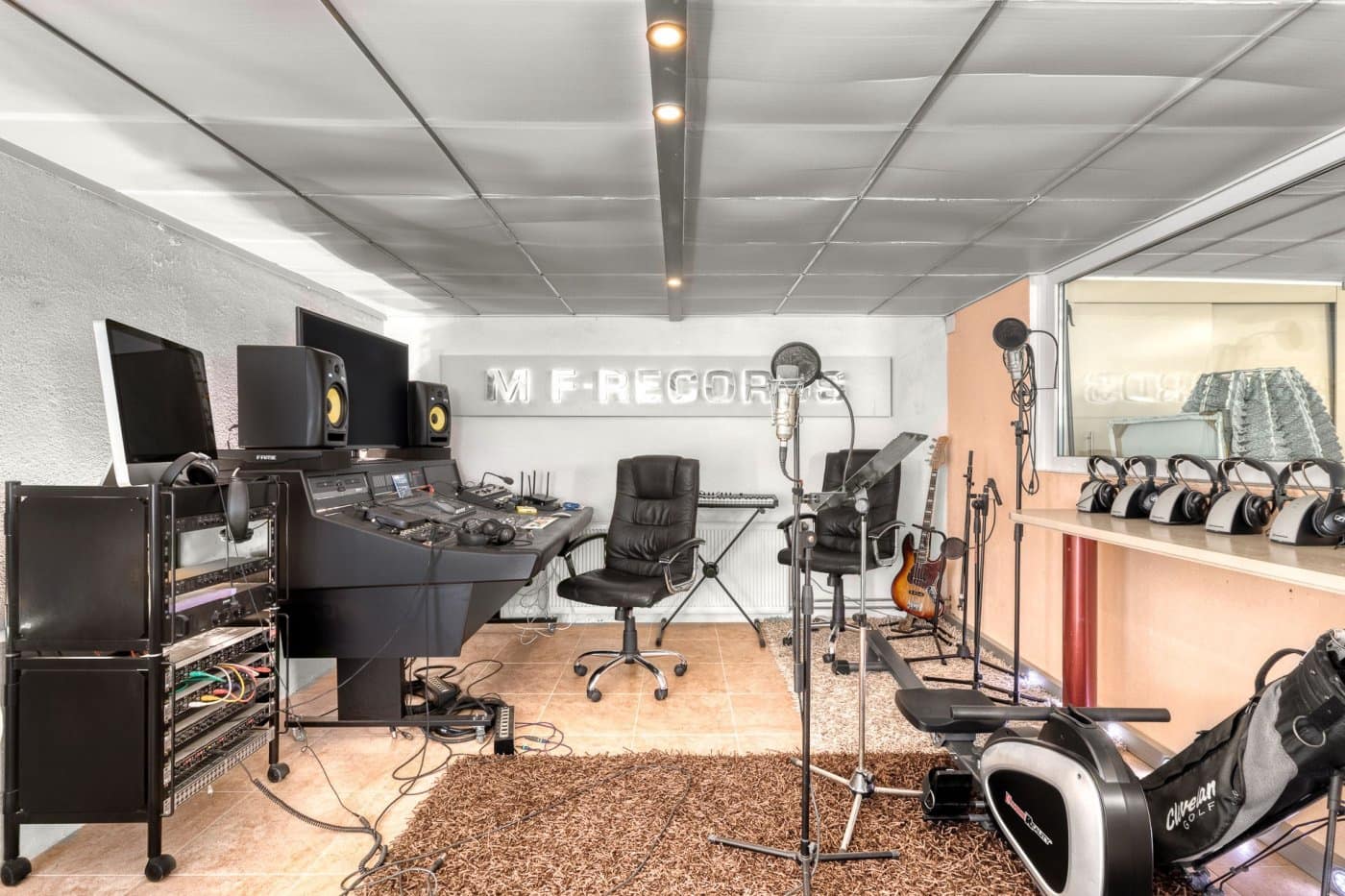 4 soveværelse Villa til salg i El Mas Fumats med swimmingpool - € 699.000 (Ref: 9759433)