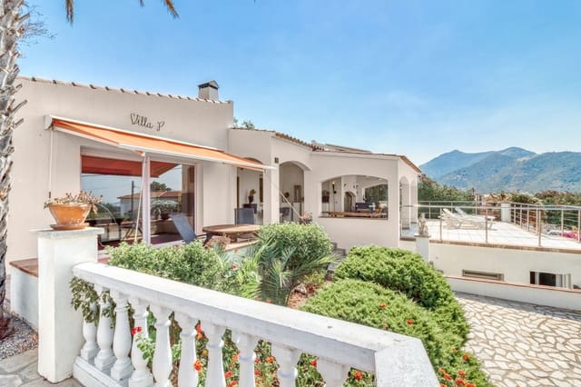 4 slaapkamer Villa te koop in El Mas Fumats, Roses met zwembad - € 699.000 (Ref: 9759433)