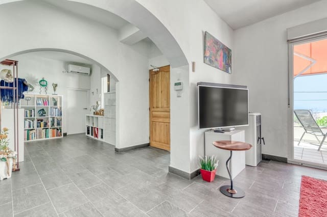 4 slaapkamer Villa te koop in El Mas Fumats, Roses met zwembad - € 699.000 (Ref: 9759433)