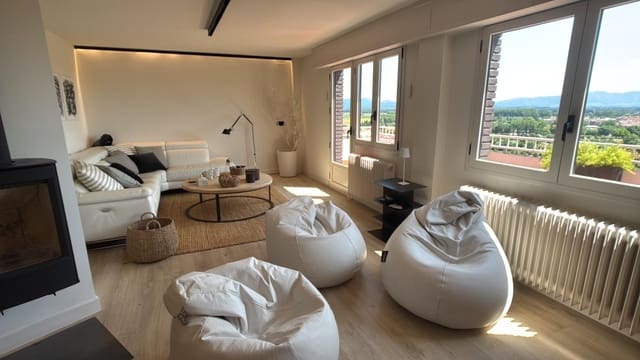 4 slaapkamer Penthouse te koop in Figueres - € 490.000 (Ref: 9759435)