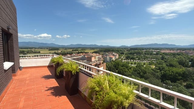 4 slaapkamer Penthouse te koop in Figueres - € 490.000 (Ref: 9759435)
