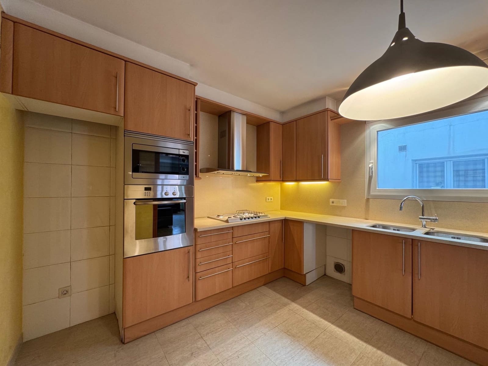 4 soveværelse Penthouse til salg i Figueres - € 295.000 (Ref: 9759437)