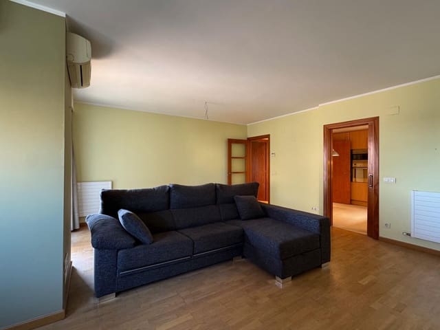 4 soveværelse Penthouse til salg i Figueres - € 295.000 (Ref: 9759437)