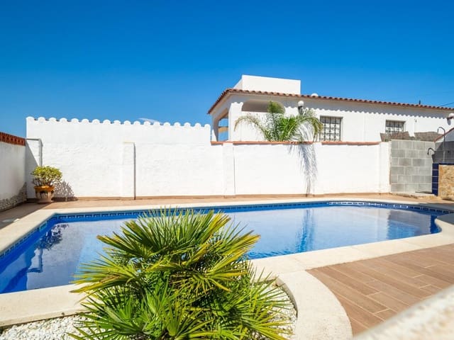 4 soverom Villa til salgs i L'Escala med svømmebasseng garasje - € 559 000 (Ref: 9759438)