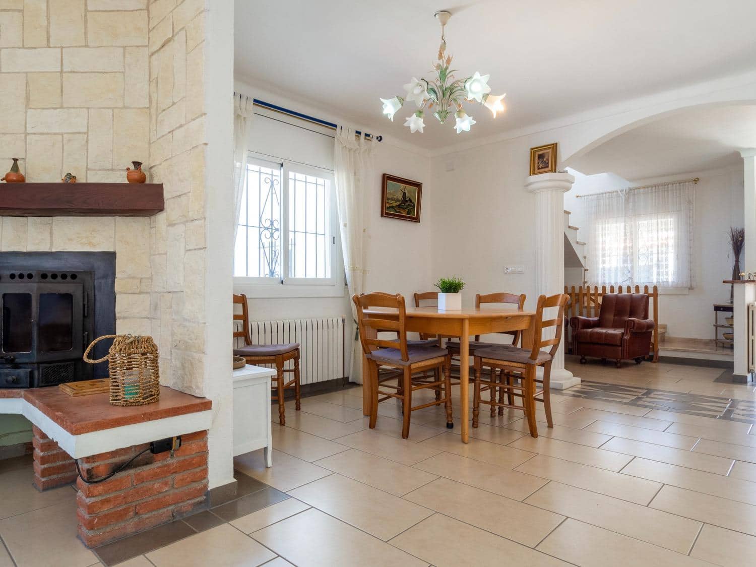 4 soverom Villa til salgs i L'Escala med svømmebasseng garasje - € 559 000 (Ref: 9759438)