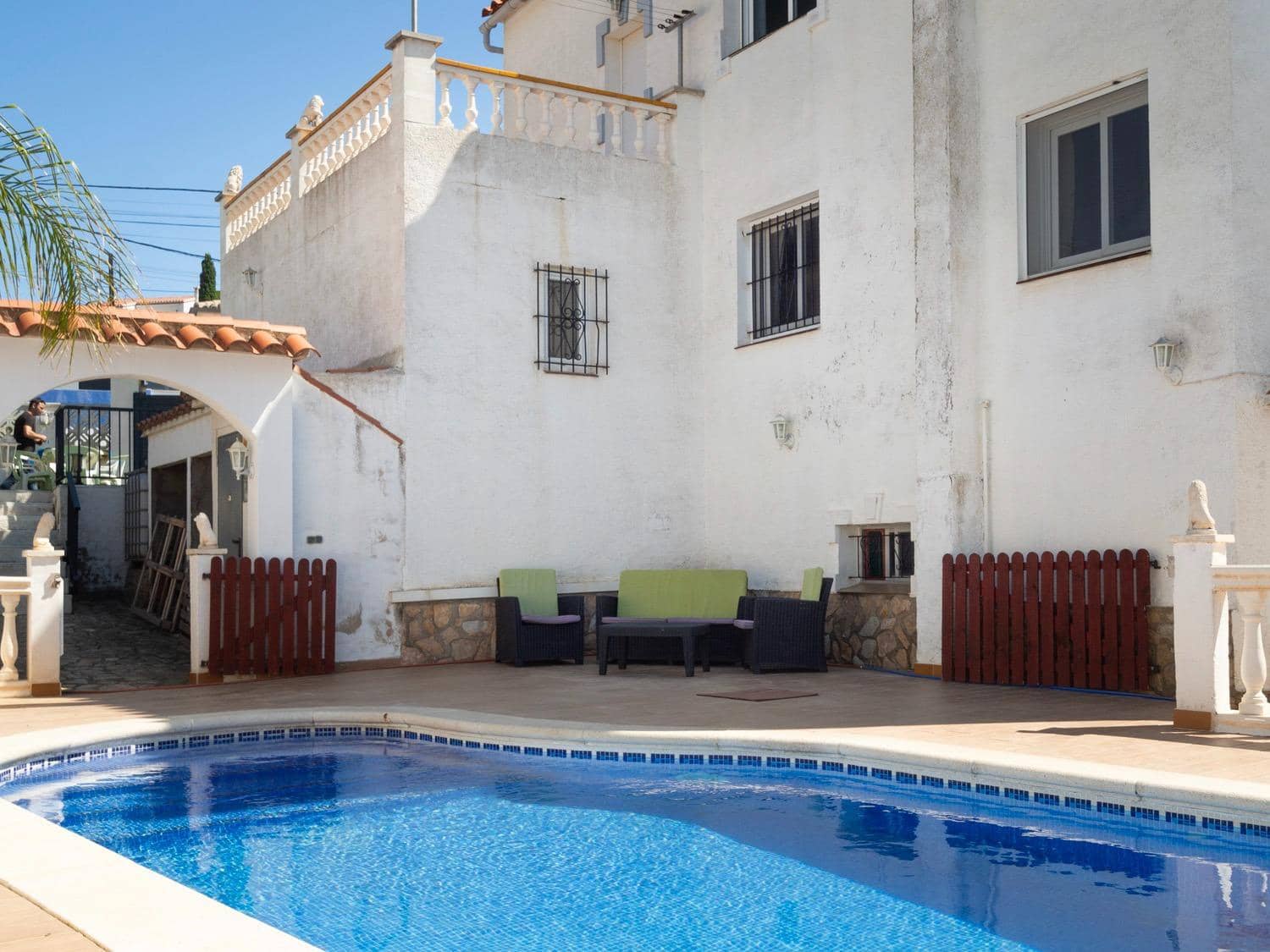 4 soverom Villa til salgs i L'Escala med svømmebasseng garasje - € 559 000 (Ref: 9759438)