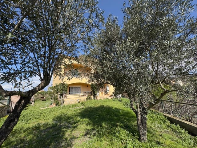 7 makuuhuone Huvila myytävänä paikassa Garriguella - 425 000 € (Ref: 9759439)