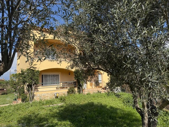 7 makuuhuone Huvila myytävänä paikassa Garriguella - 425 000 € (Ref: 9759439)