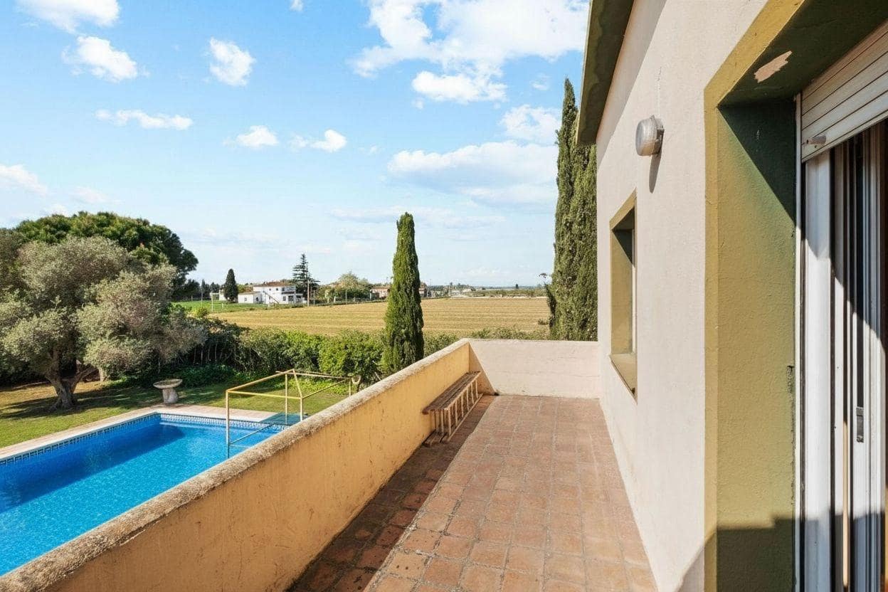 5 chambre Villa/Maison à vendre à Sant Pere Pescador avec piscine garage - 599 000 € (Ref: 9759441)