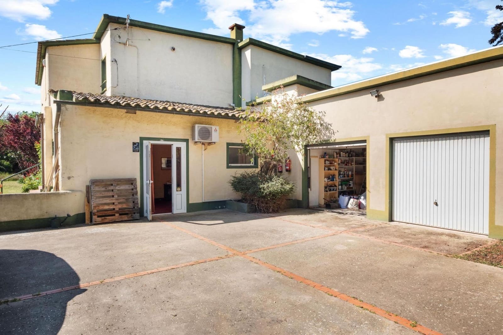 5 chambre Villa/Maison à vendre à Sant Pere Pescador avec piscine garage - 599 000 € (Ref: 9759441)