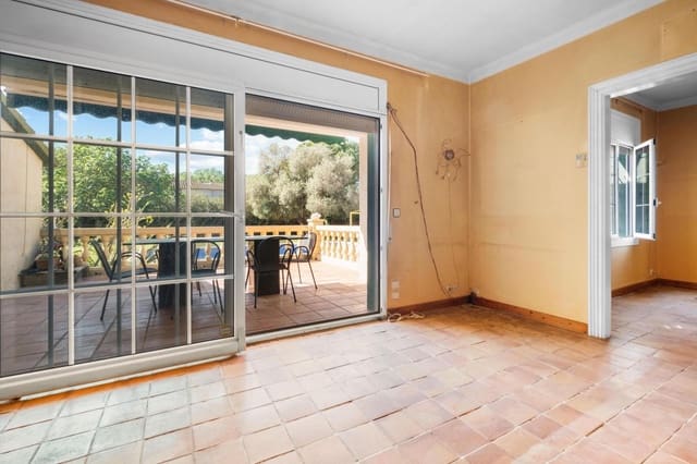 5 soverom Villa til salgs i Sant Pere Pescador med svømmebasseng garasje - € 549 000 (Ref: 9759441)