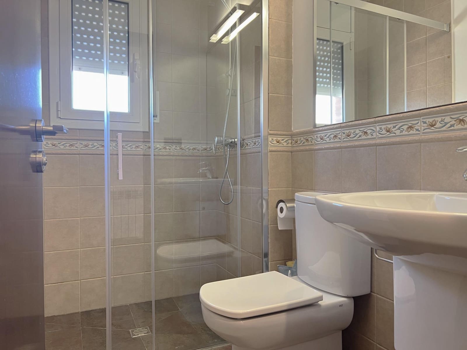 4 chambre Villa/Maison à vendre à Sant Pere Pescador avec piscine garage - 495 000 € (Ref: 9759442)