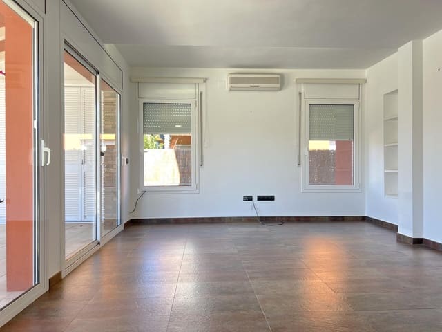 4 Zimmer Villa zu verkaufen in Sant Pere Pescador mit Pool Garage - 495.000 € (Ref: 9759442)
