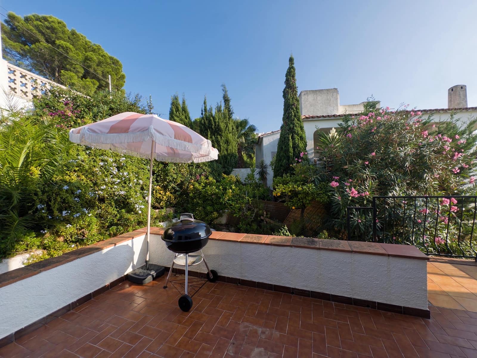 4 soverom Villa til salgs i L'Escala med svømmebasseng garasje - € 549 000 (Ref: 9759443)