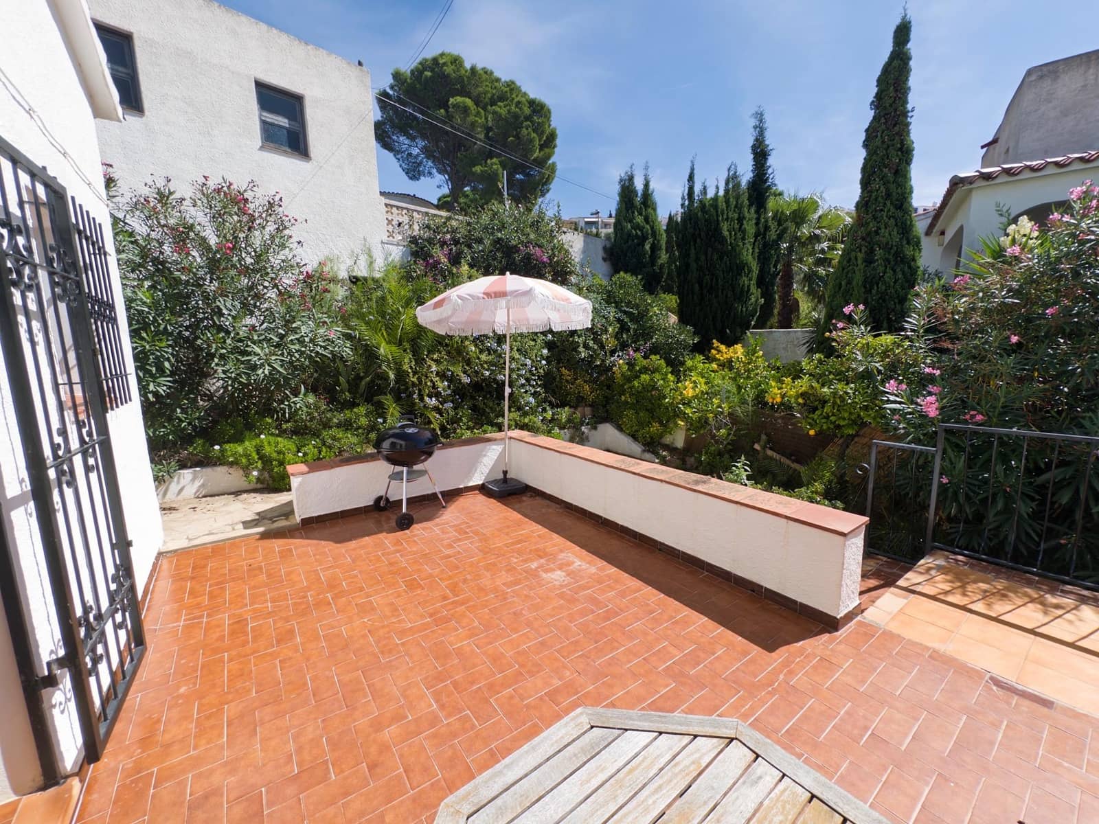 4 soverom Villa til salgs i L'Escala med svømmebasseng garasje - € 549 000 (Ref: 9759443)