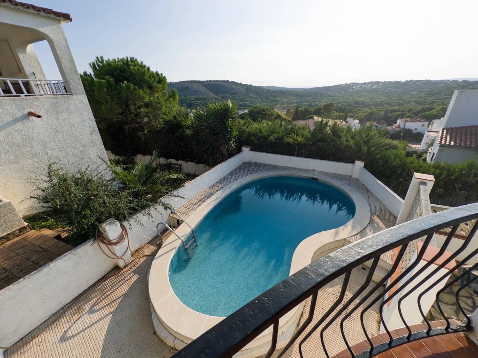 4 soverom Villa til salgs i L'Escala med svømmebasseng garasje - € 549 000 (Ref: 9759443)