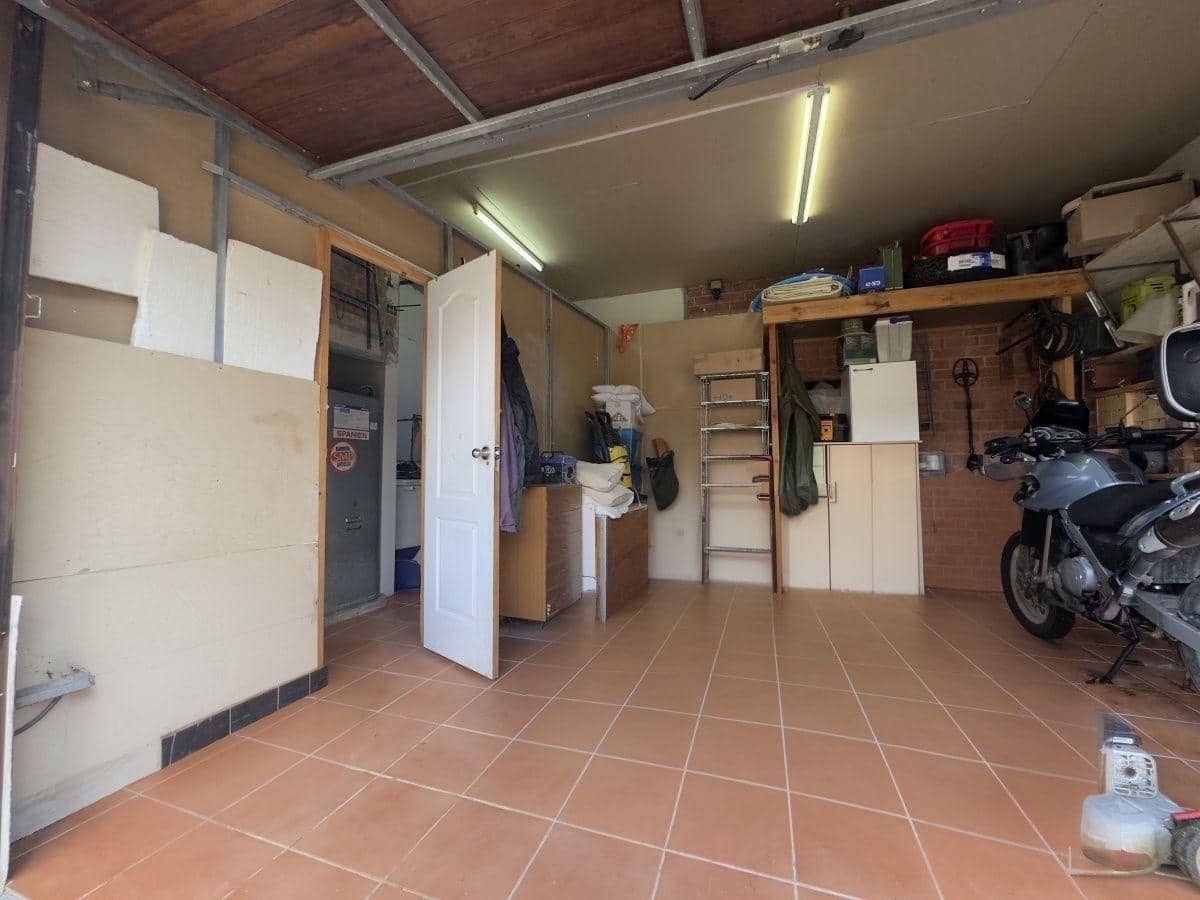 5 soverom Villa til salgs i Sant Llorenc de la Muga med svømmebasseng garasje - € 450 000 (Ref: 9759448)