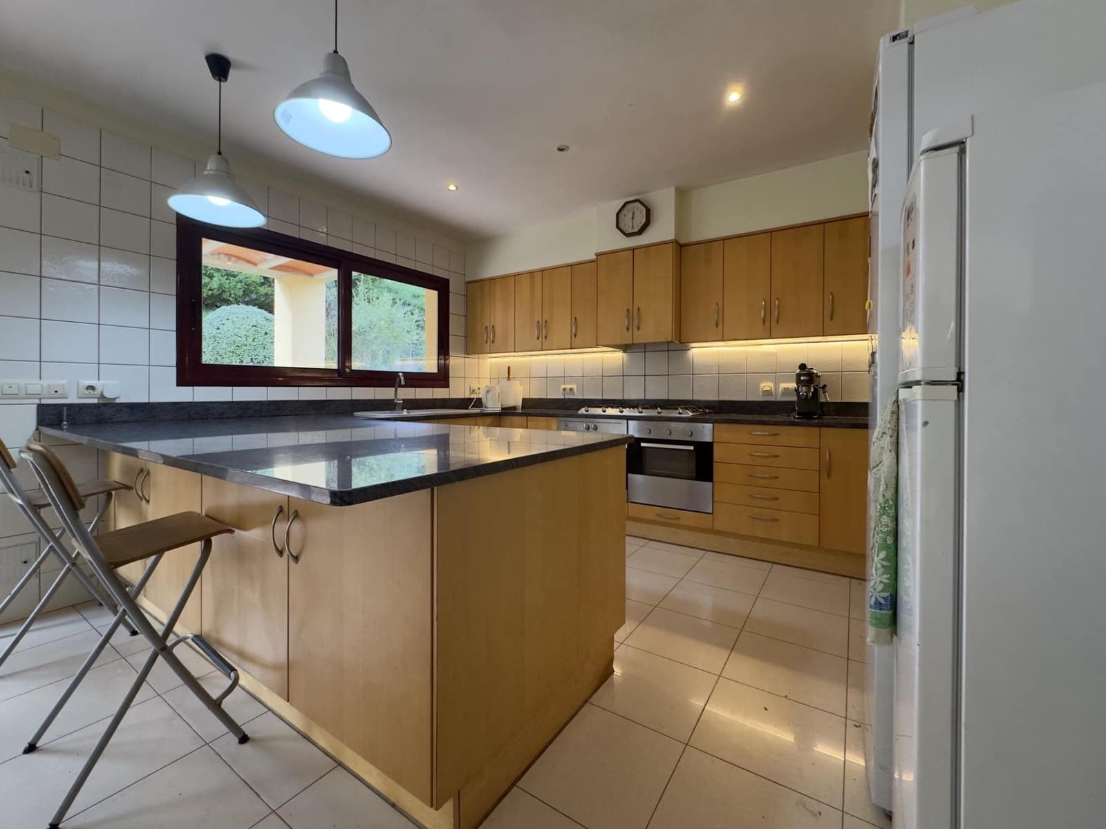 5 soverom Villa til salgs i Sant Llorenc de la Muga med svømmebasseng garasje - € 450 000 (Ref: 9759448)