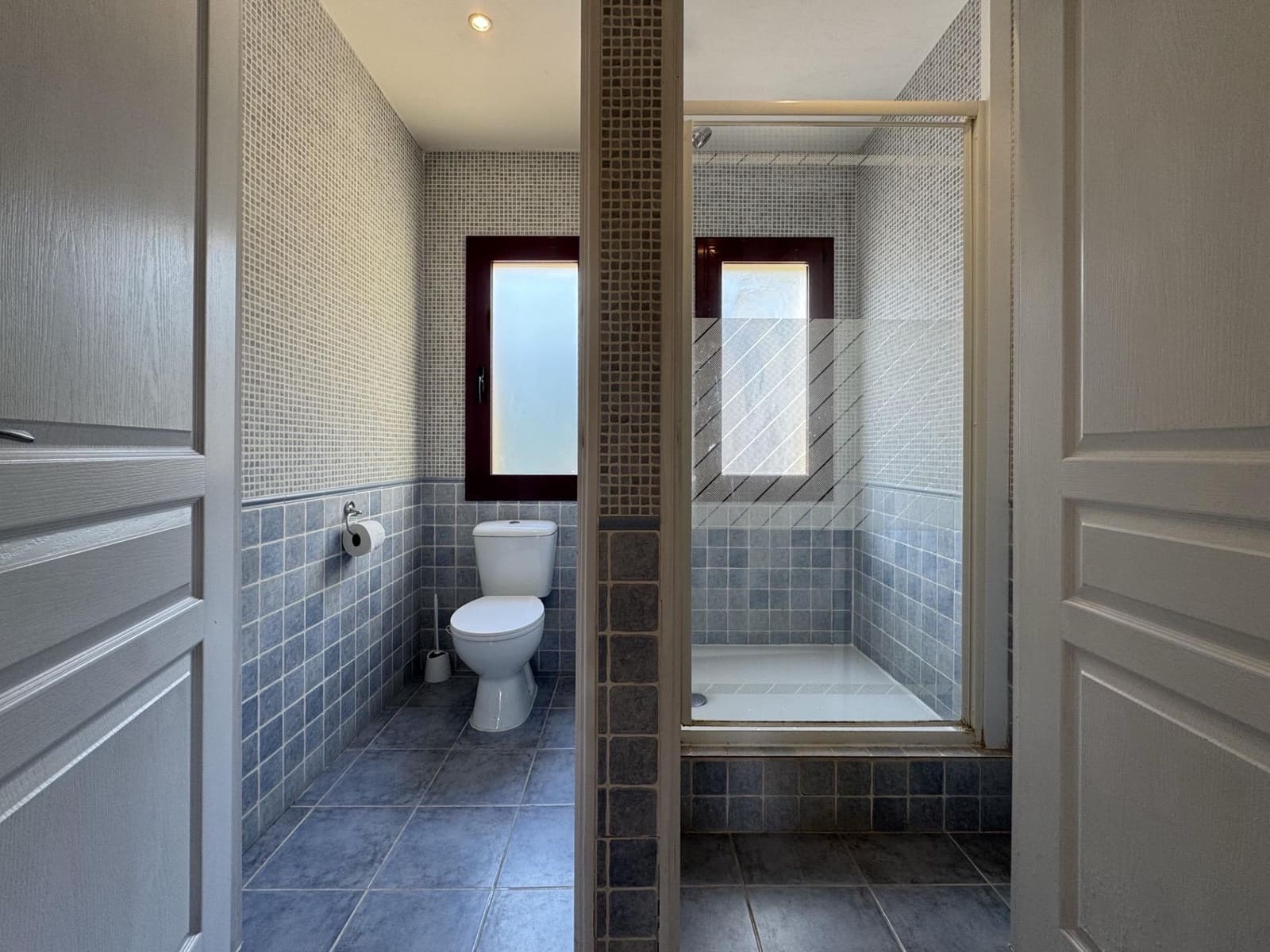 5 soverom Villa til salgs i Sant Llorenc de la Muga med svømmebasseng garasje - € 450 000 (Ref: 9759448)