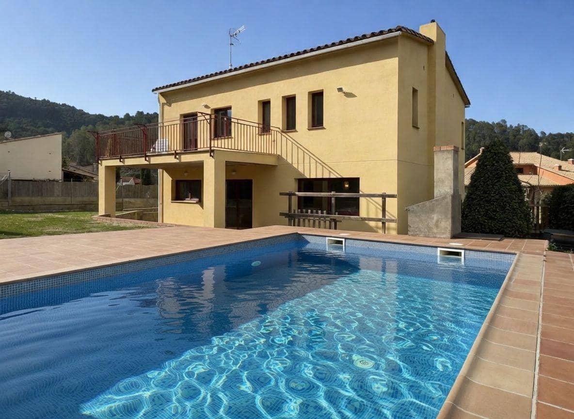 5 Zimmer Villa zu verkaufen in Sant Llorenc de la Muga mit Pool Garage - 450.000 € (Ref: 9759448)