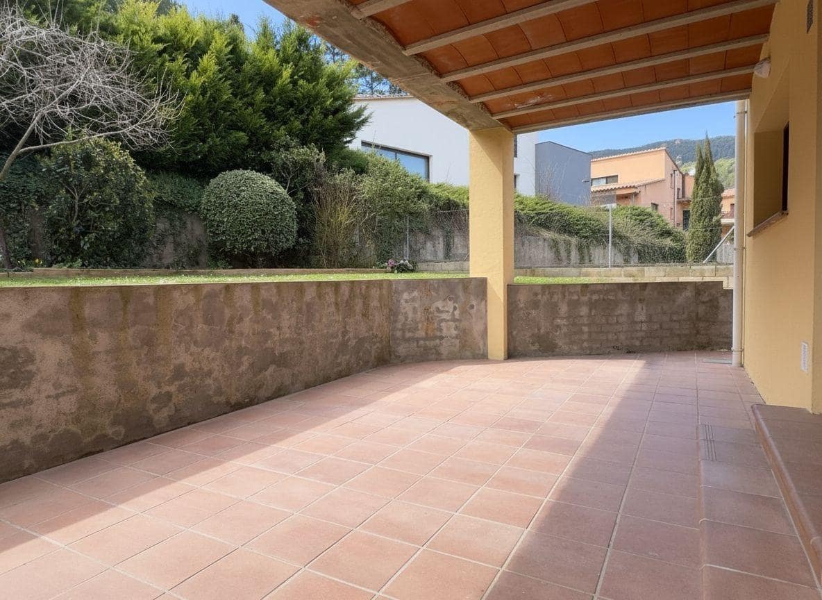 5 Zimmer Villa zu verkaufen in Sant Llorenc de la Muga mit Pool Garage - 450.000 € (Ref: 9759448)