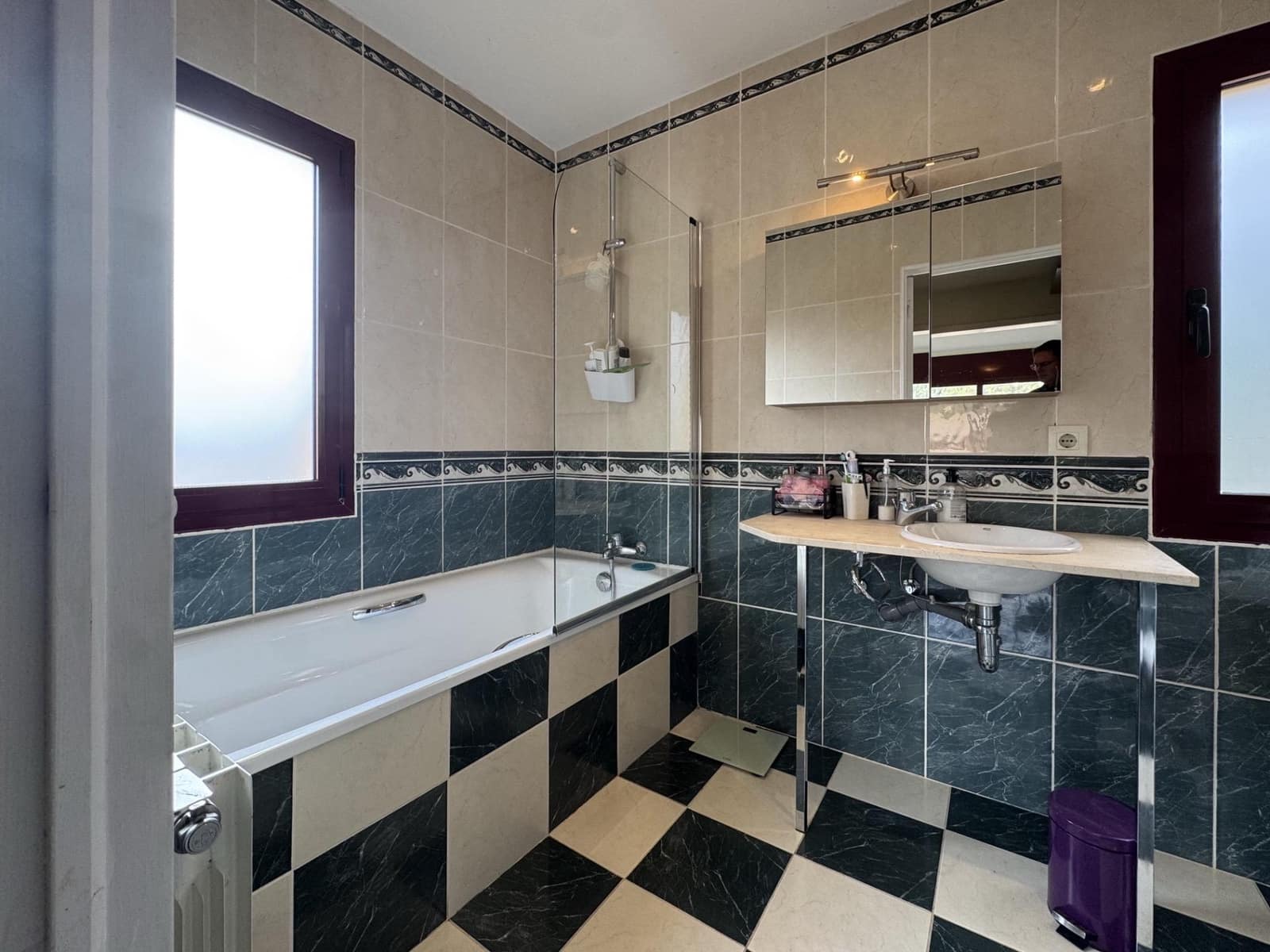 5 Zimmer Villa zu verkaufen in Sant Llorenc de la Muga mit Pool Garage - 450.000 € (Ref: 9759448)