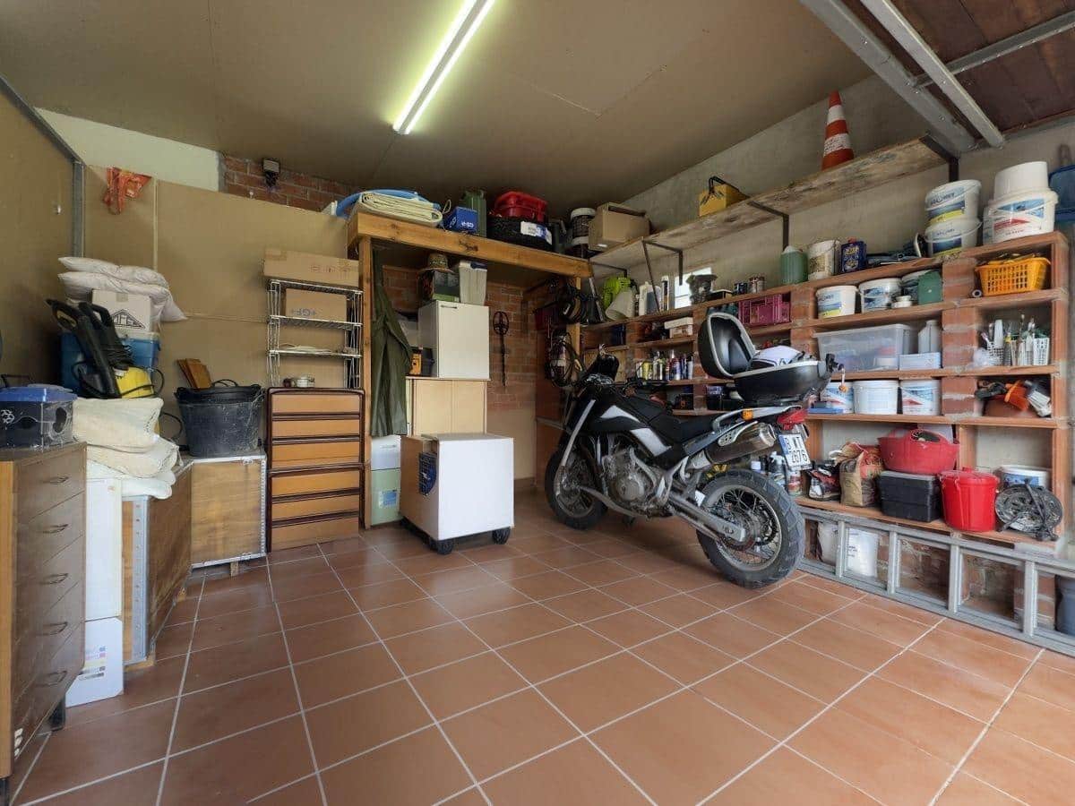 5 Zimmer Villa zu verkaufen in Sant Llorenc de la Muga mit Pool Garage - 450.000 € (Ref: 9759448)
