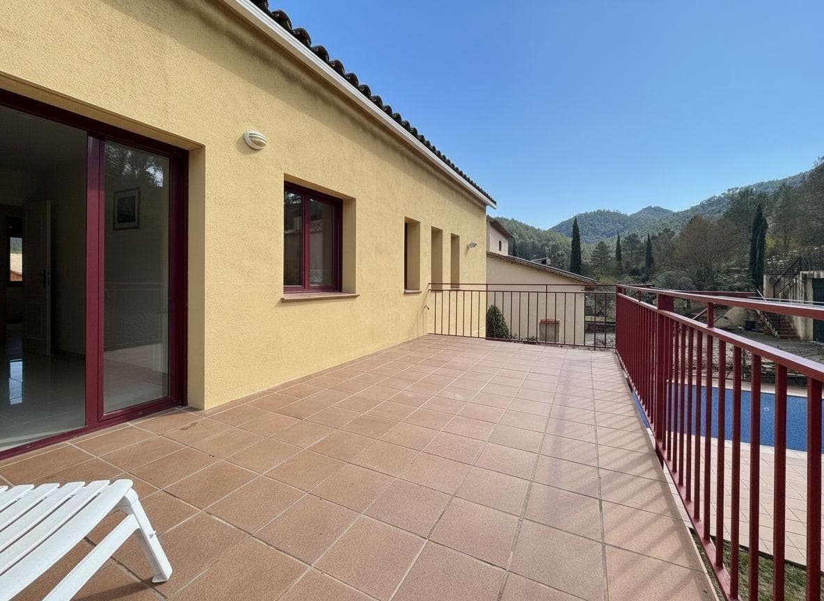 5 Zimmer Villa zu verkaufen in Sant Llorenc de la Muga mit Pool Garage - 450.000 € (Ref: 9759448)