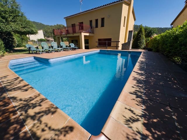 5 Zimmer Villa zu verkaufen in Sant Llorenç de la Muga mit Pool Garage - 441.000 € (Ref: 9759448)