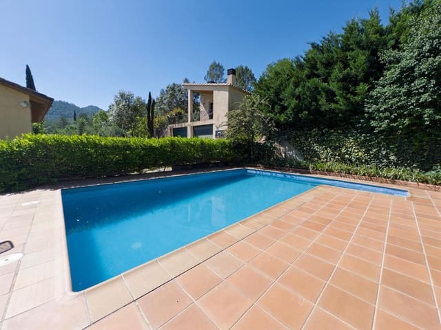 5 Zimmer Villa zu verkaufen in Sant Llorenç de la Muga mit Pool Garage - 441.000 € (Ref: 9759448)