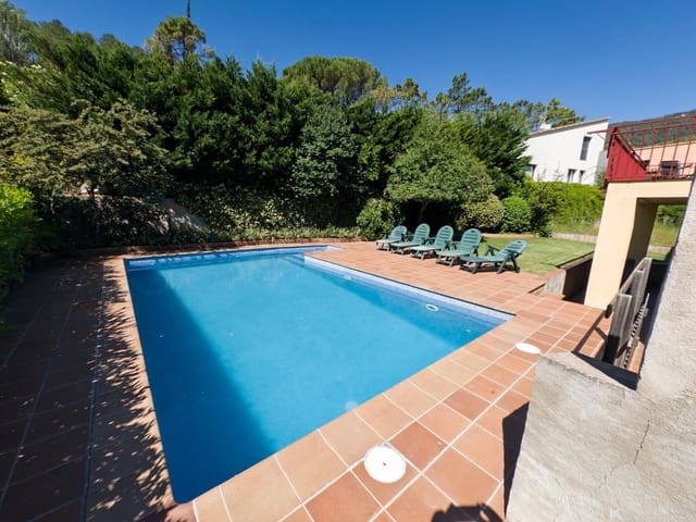 5 Zimmer Villa zu verkaufen in Sant Llorenç de la Muga mit Pool Garage - 441.000 € (Ref: 9759448)
