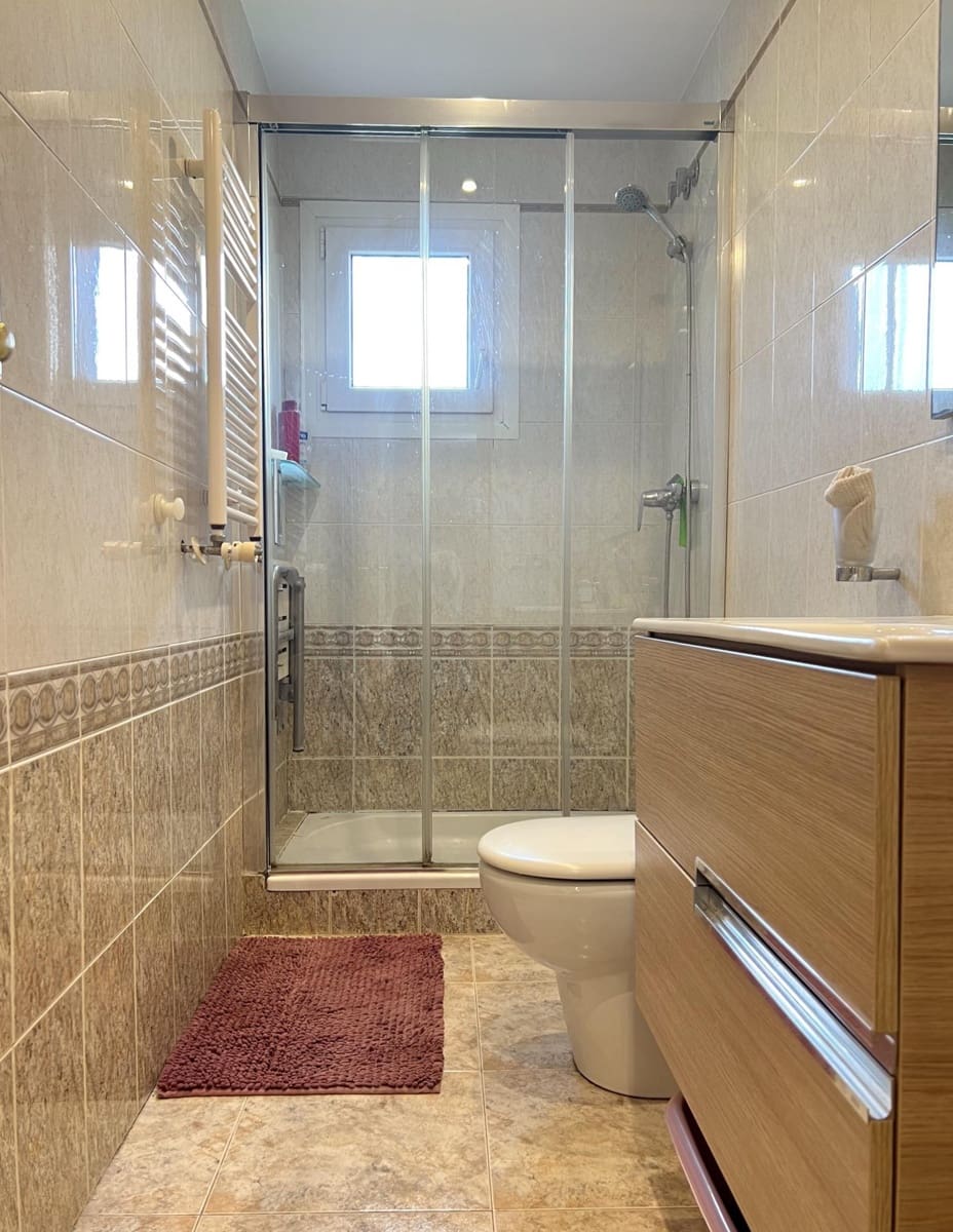 4 bedroom Villa for sale in Sant Pere Pescador with pool garage - € 495,000 (Ref: 9822903)