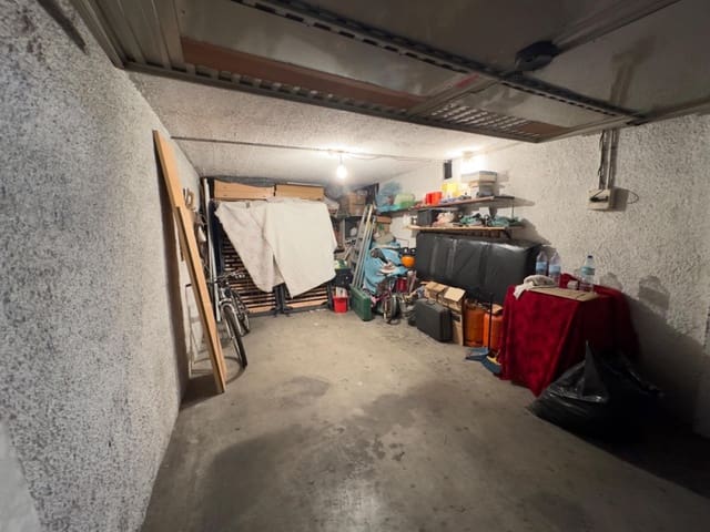 Garasje til salgs i Figueres - € 26 000 (Ref: 9846205)