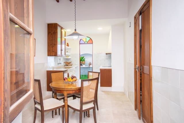 4 soverom Hus til salgs i Inca med garasje - € 800 000 (Ref: 6997810)