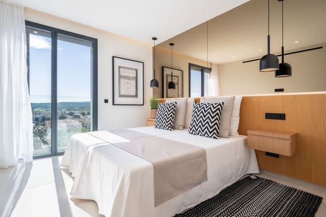 4 bedroom Apartment for sale in Santa Ponsa, Calvià with pool garage - € 2,820,000 (Ref: 7385346)