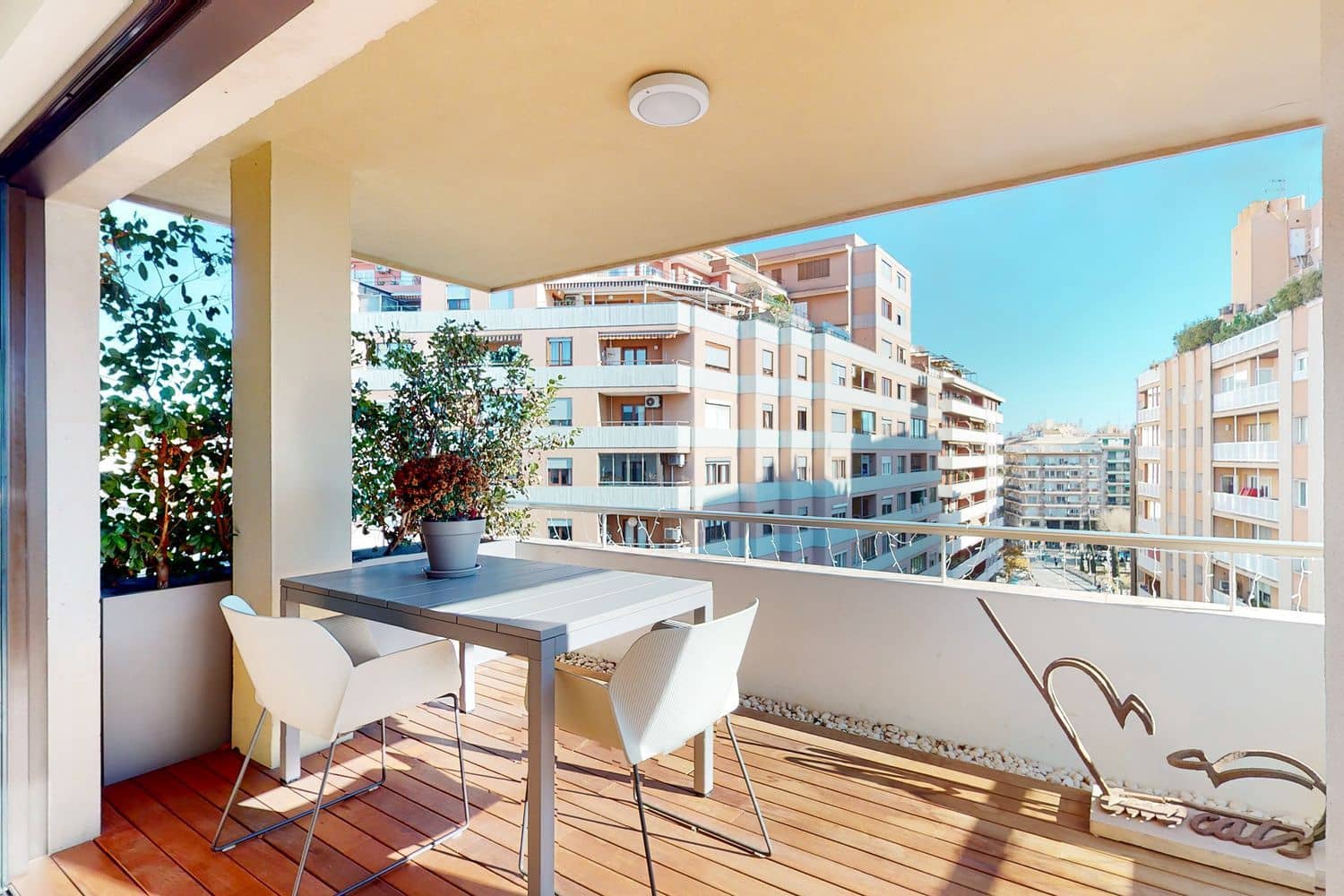 3 bedroom Apartment for sale in Palma de Mallorca with garage - € 1,700,000 (Ref: 7696493)