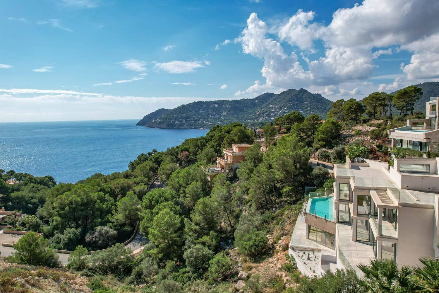 4 soveværelse Villa til salg i Canyamel med swimmingpool garage - € 3.900.000 (Ref: 7717146)