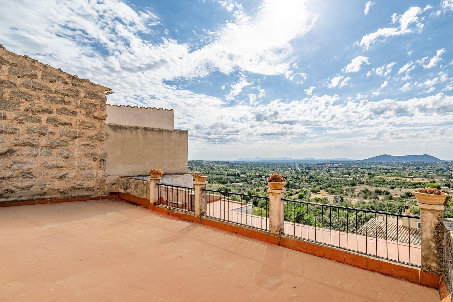 4 soveværelse Byhus til salg i Selva med garage - € 595.000 (Ref: 8420060)