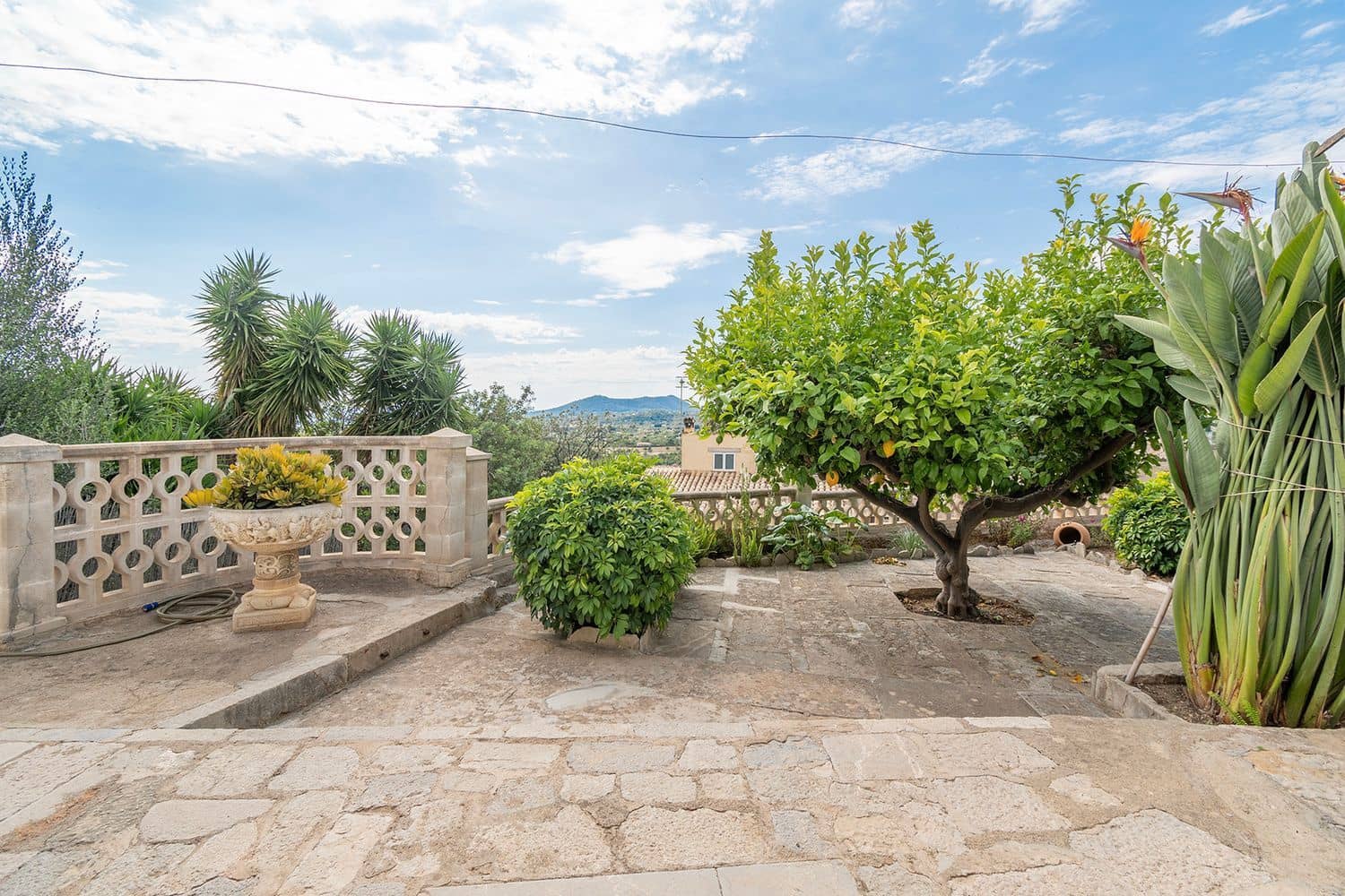 4 soveværelse Byhus til salg i Selva med garage - € 595.000 (Ref: 8420060)