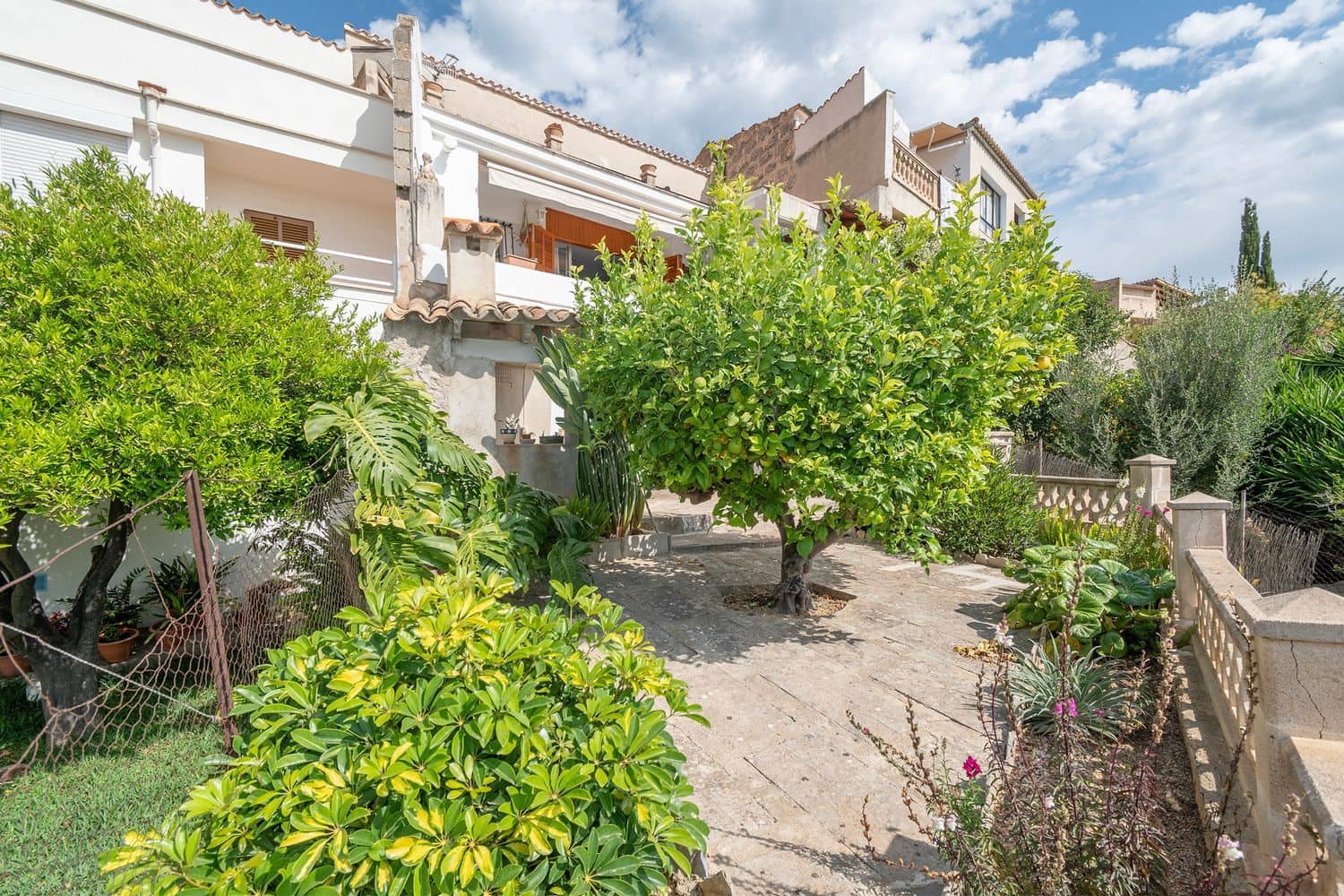 4 soveværelse Byhus til salg i Selva med garage - € 595.000 (Ref: 8420060)