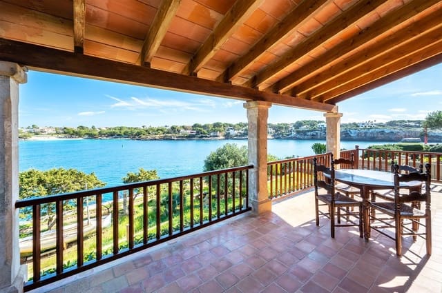 7 Zimmer Villa zu verkaufen in Portocolom, Felanitx mit Garage - 3.600.000 € (Ref: 8420074)