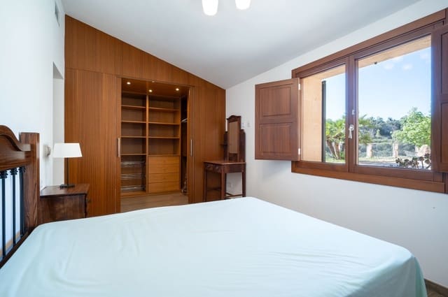 4 soveværelse Finca/Landehus til salg i Puntiró, Palma de Mallorca med swimmingpool garage - € 1.855.000 (Ref: 8607983)