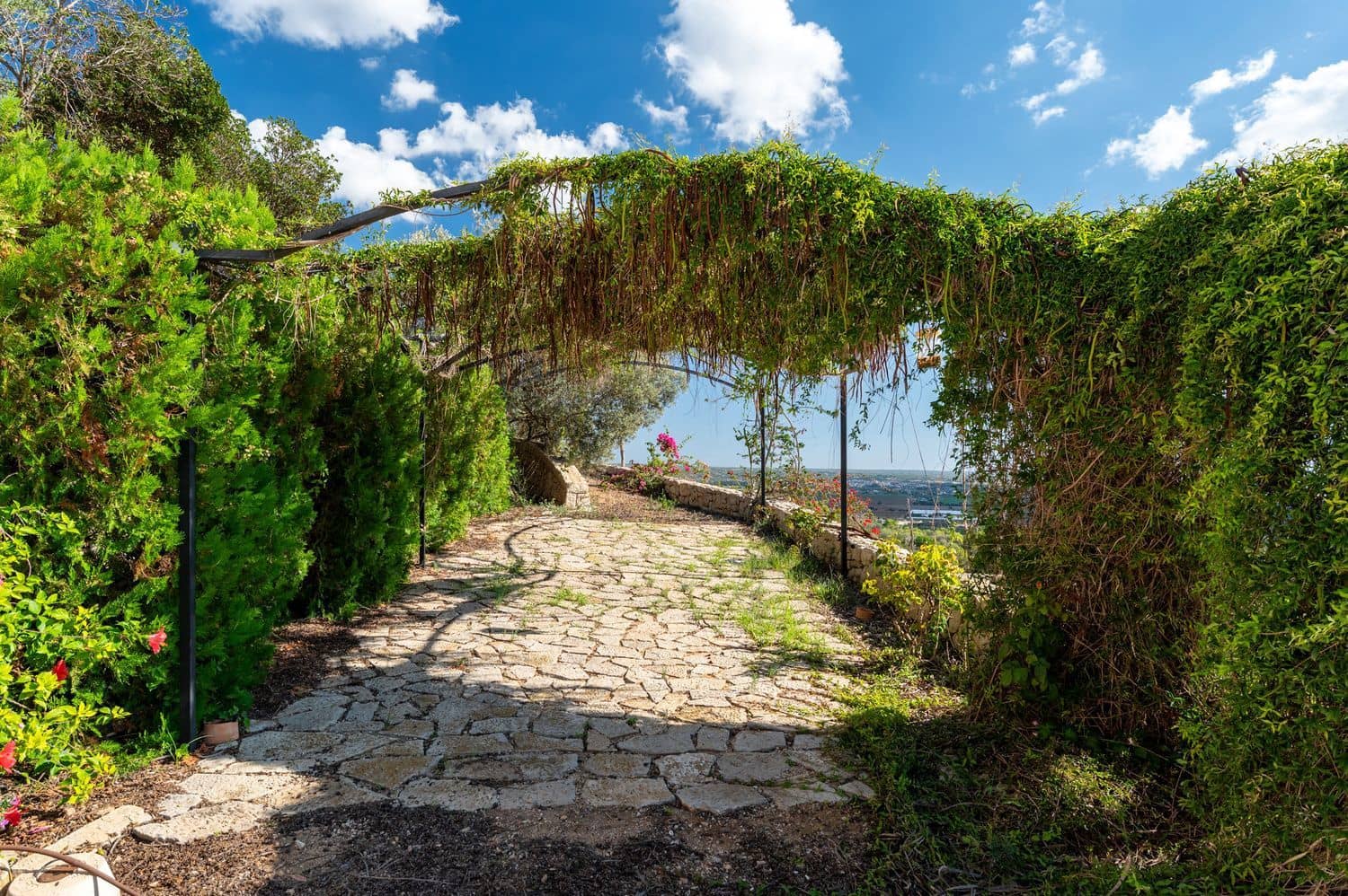 4 sypialnia Finka/Dom wiejski na sprzedaż w Puntiro z basenem garażem - 1 855 000 € (Ref: 8607983)