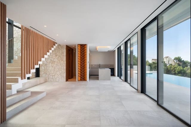 5 bedroom Villa for sale in Puerto de Andratx, Andratx with pool garage - € 7,850,000 (Ref: 8815258)