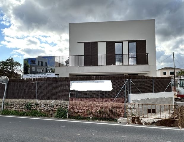 4 soveværelse Byhus til salg i Establiments, Palma de Mallorca med swimmingpool garage - € 950.000 (Ref: 9019876)