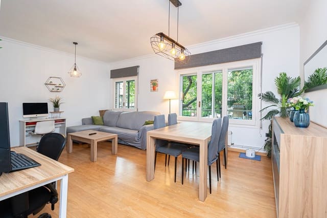 3 soveværelse Lejlighed til salg i L'Antiga Esquerra de L'Eixample, Barcelona by med garage - € 510.000 (Ref: 9023989)