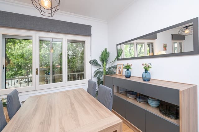 3 soveværelse Lejlighed til salg i L'Antiga Esquerra de L'Eixample, Barcelona by med garage - € 510.000 (Ref: 9023989)