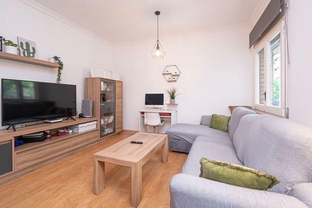 3 soveværelse Lejlighed til salg i L'Antiga Esquerra de L'Eixample, Barcelona by med garage - € 510.000 (Ref: 9023989)